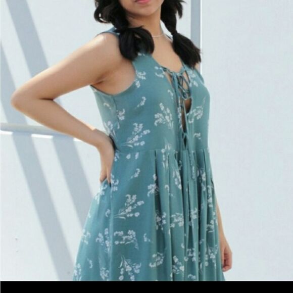 Boho Sage Printed Flowy Mini Keyhole Spring summer Dress sz S 2-4 M 6-8 L 10-12 - Picture 6 of 6